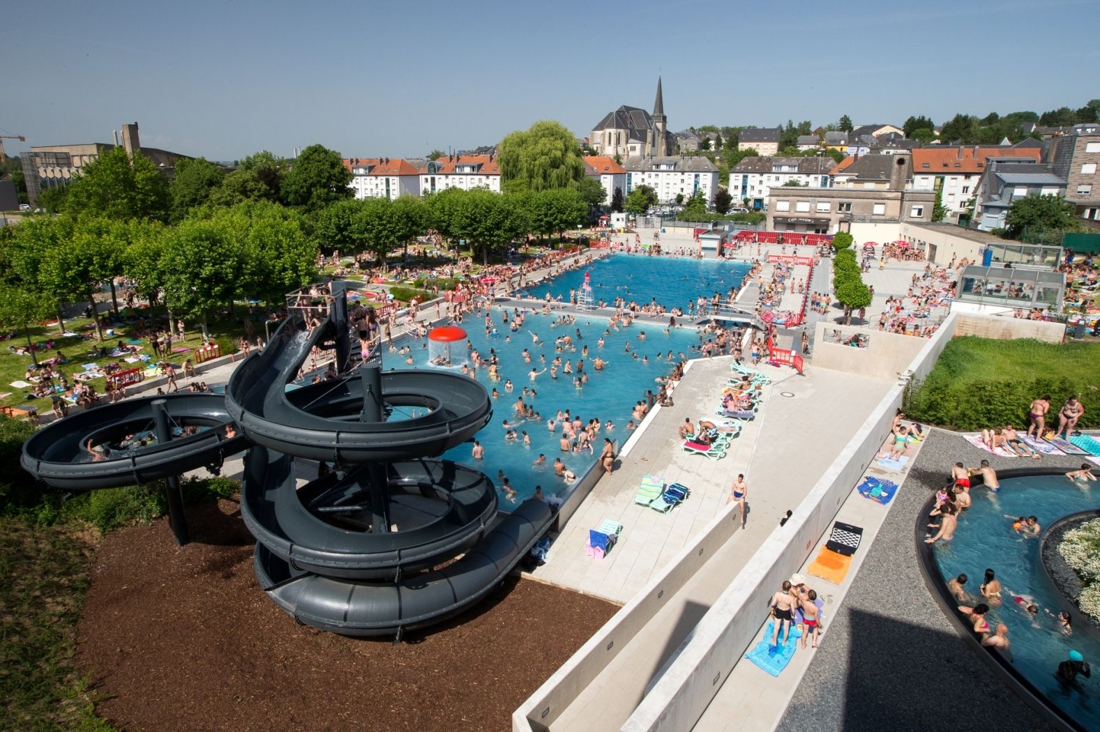 Aquasud Schwimmbad Differdange Oberkorn