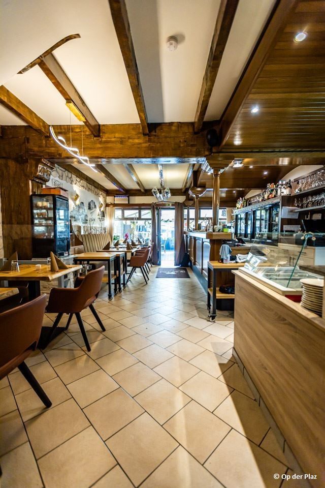 Brasserie-Op-Der-Plaz_960p-6