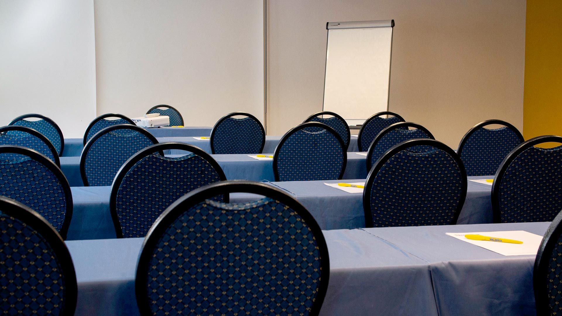 Hotel-Restaurant Stand'Inn Meeting Room